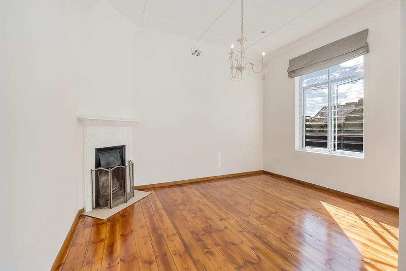 To Let 3 Bedroom Property for Rent in Fresnaye Western Cape